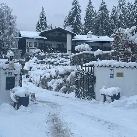Alpenchalet Zum Jeremia Holiday home *