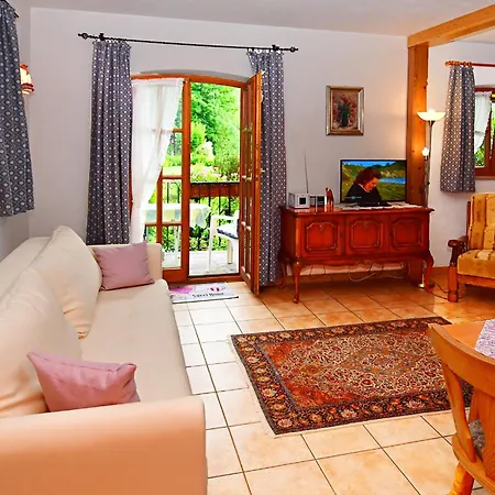 Alpenchalet Zum Jeremia Holiday home Grainau