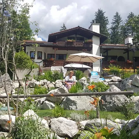 Alpenchalet Zum Jeremia * Grainau